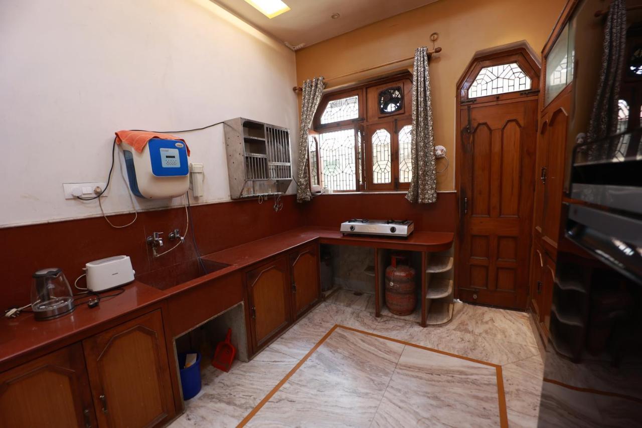 Kapoor Sahab Homestay : It'S A Home Away From Home. Varanasi Exterior photo